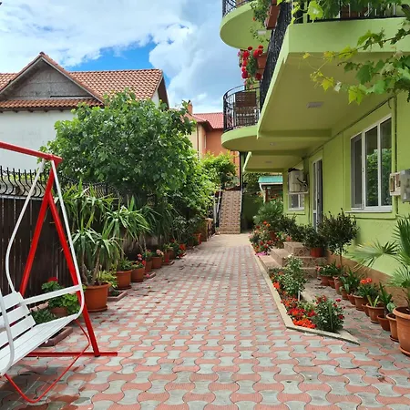 Casa Bianca 2*