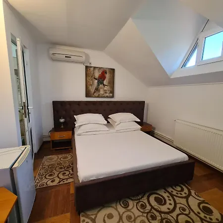 Casa Bianca 2*