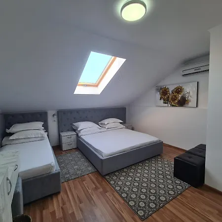 Casa Bianca 2 Mai